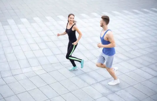 瘦身期間，別只做有氧運動！一組力量訓練，幫你塑造曲線身材！