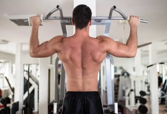 瘦身期間，別只做有氧運動！一組力量訓練，幫你塑造曲線身材！