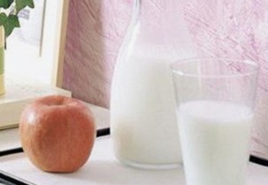 蘋(píng)果牛奶瘦身法.jpg